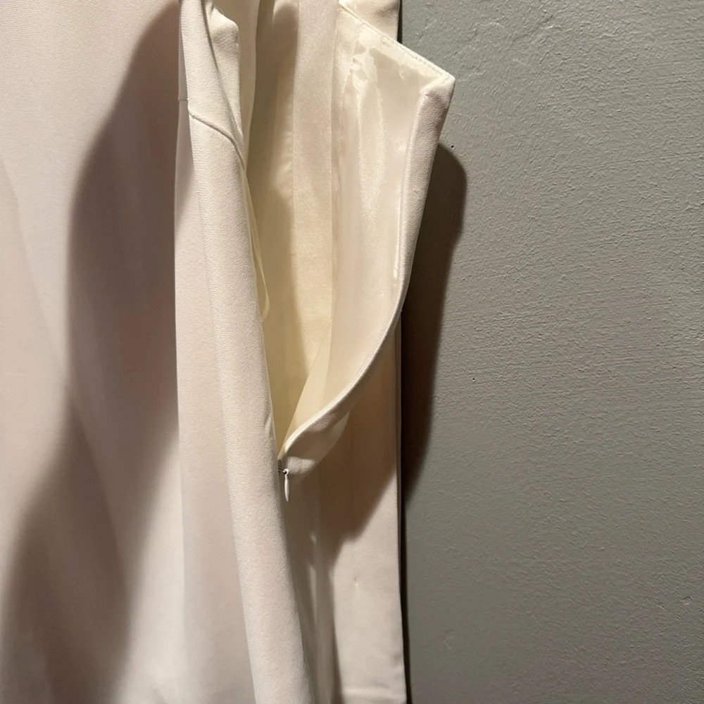 New NWT Escada Ivory White Minimalist Sleeveless Cape Back Long Blouse Top - Picture 10 of 16